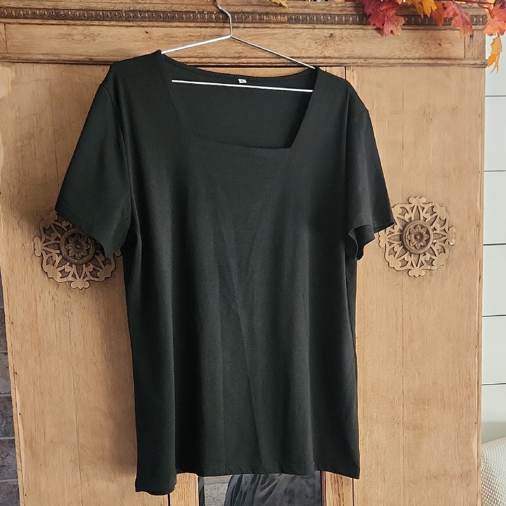 Classic Black Women's Top, Square Neck XL, EUC